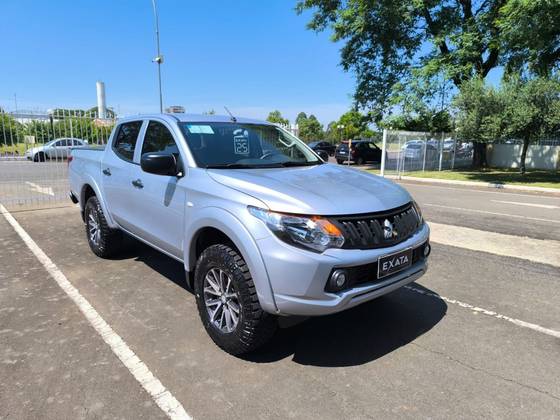 MITSUBISHI L200 TRITON 2.4 16V TURBO DIESEL OUTDOOR GLX CD 4X4 MANUAL
